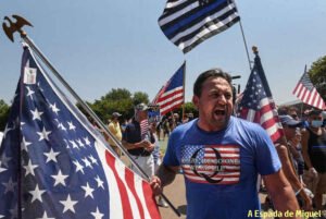 militantes-qanon-pro-trump-eua